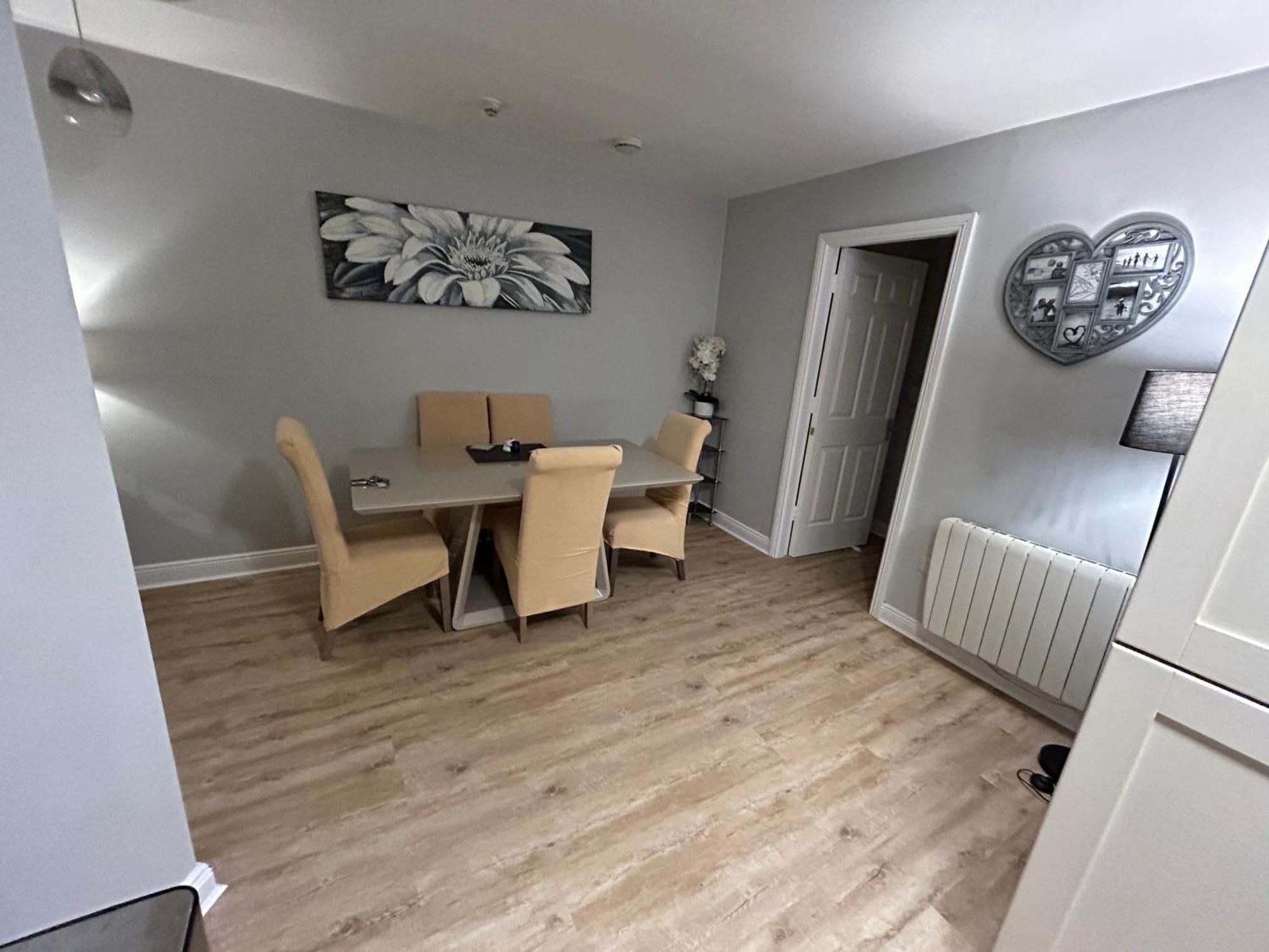 Castlejane Apartment Корк Екстериор снимка